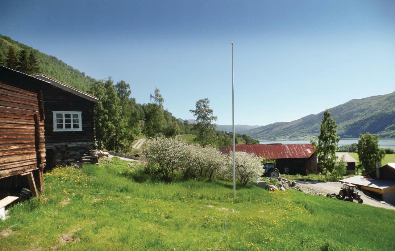 Awesome Home In Vg With House Sea View Vågåmo Extérieur photo